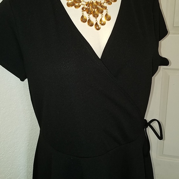 Little Black dress - Picture 3 of 4